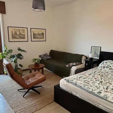 Lecco - With Romantic View Apartamento *